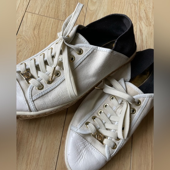 Michael Kors Cream & Black Canvas Kristy Slide - Picture 5 of 6